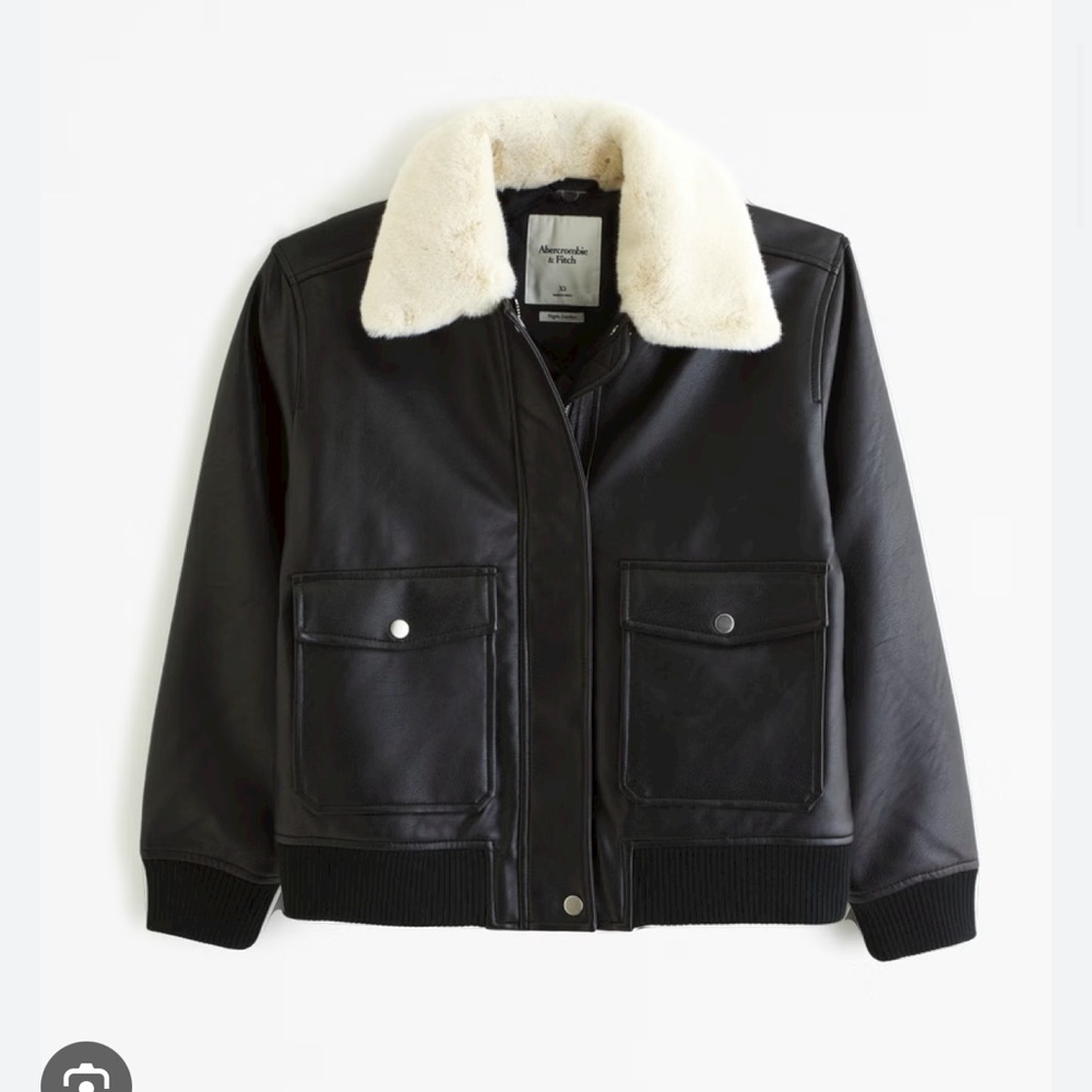 Women’s Leather jacket 🖤